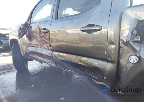 2019 Toyota Tacoma Trd Sport из США, поврежденный, VIN 3TMCZ5AN2KM231203